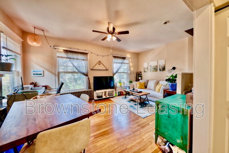 Foto principal - 1124 Emerson St