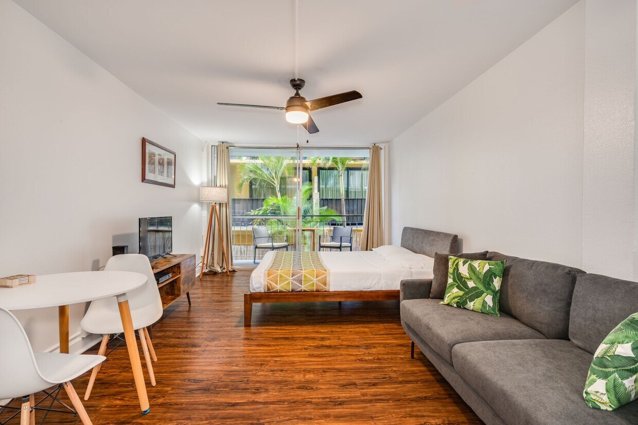 Foto principal - 2413 Kuhio Ave.
