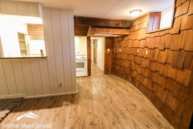 Building Photo - 928 Leavenworth St