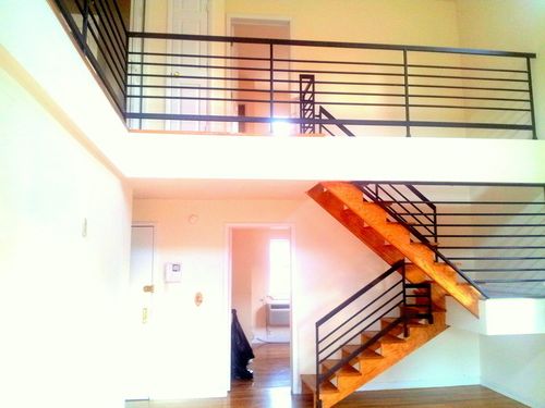 Building Photo - 456 W 68th St