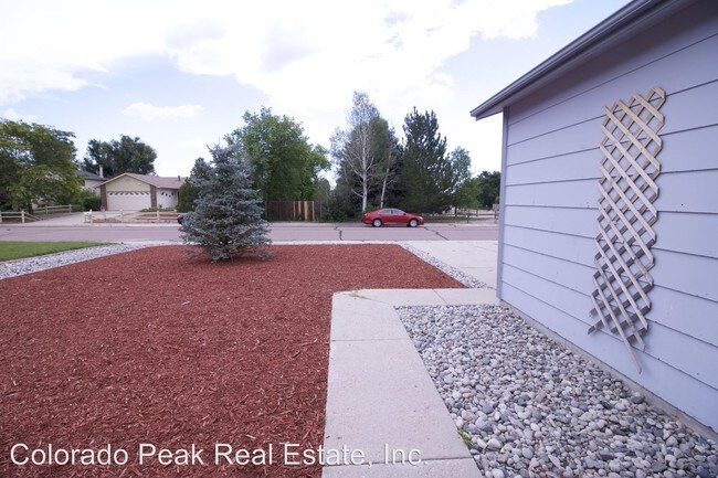 Building Photo - 4 br, 2 bath House - 2140 Bula Dr