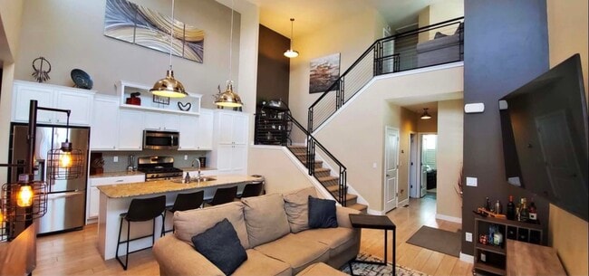 Photo - 4482 S Jordan Pkwy W (South Jordan, UT) House