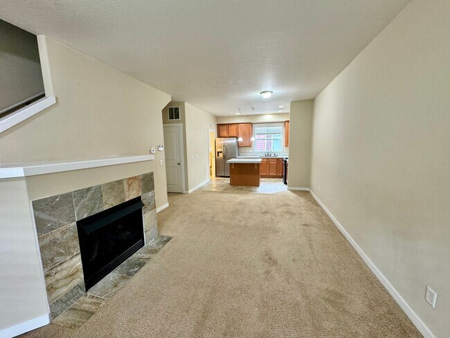 Building Photo - Charming Hillsboro 2 bedroom + bonus room ...