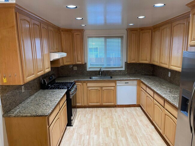 Foto del edificio - 423 Westchester St