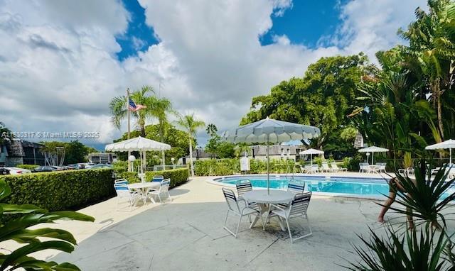 Foto del edificio - 3109 Oakland Shores Dr