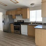 Building Photo - 200 El Camino Real