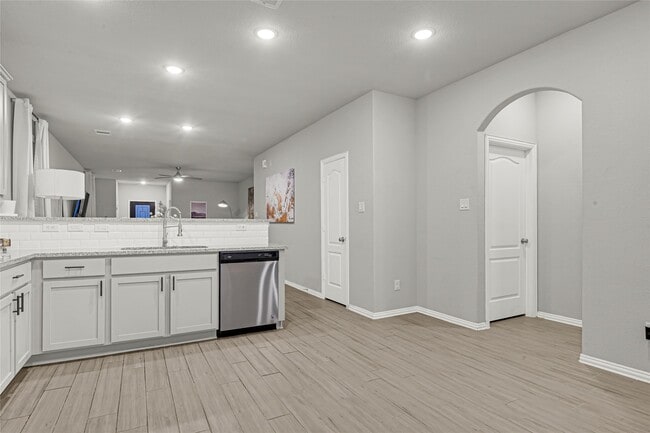 Building Photo - 31607 Eldorado Ln