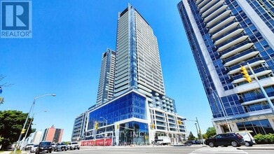 Building Photo - 8 Olympic Gdn Dr