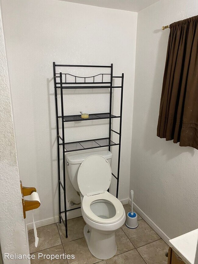 Foto del edificio - 1 br, 1 bath House - 1350 1/2 Nancy Street