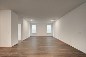 Building Photo - 10123 Clearwick St