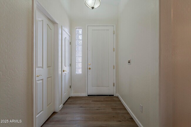 Foto del edificio - 15728 N 104th St