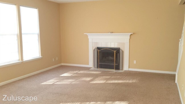 Building Photo - 7115 Rolling Hills Dr