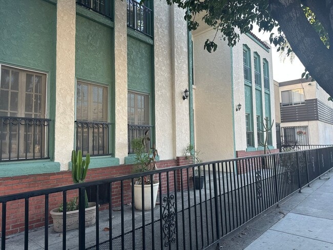 Foto del edificio - Fourth Street