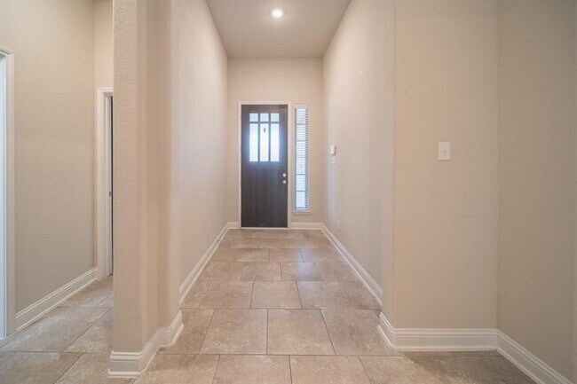 Building Photo - 3209 Harvest Oak Trl