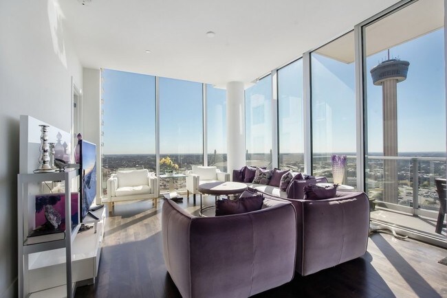 Foto del edificio - 610 E Market St
