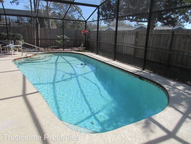 Building Photo - 3 br, 2 bath House - 126 E. Cottesmore Circle