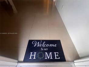 Building Photo - 5010 SW 26th Ave