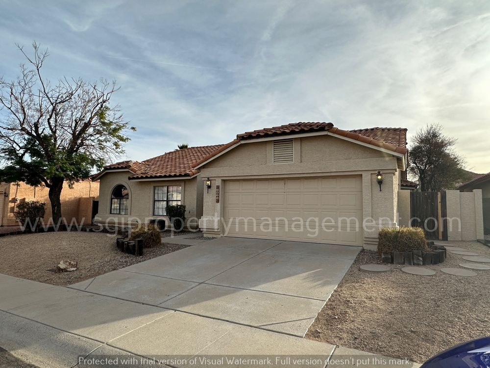 Primary Photo - Arrowhead Ranch Beauty with Sparkling Pool