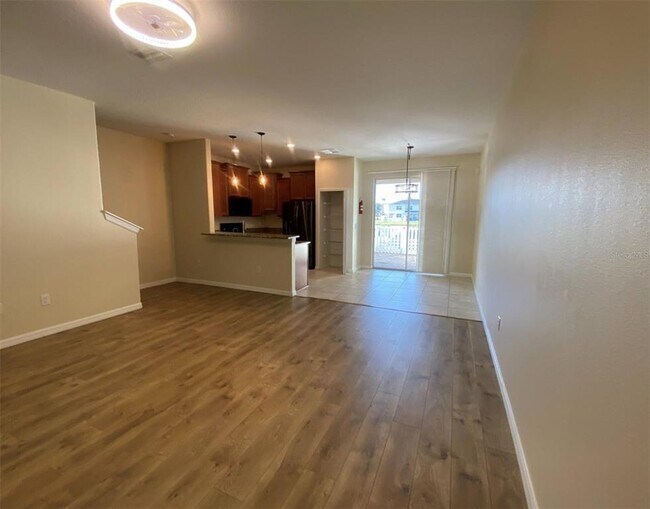 Building Photo - 12013 Greengate Dr