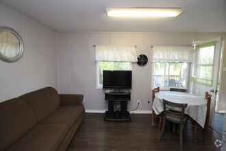 Building Photo - 271 S Rankin St
