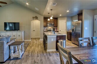 Building Photo - 1139 Cedar Bend