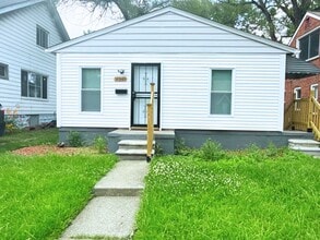 Building Photo - 14848 Cruse St