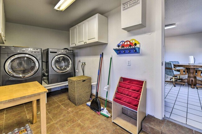 Foto del edificio - 53795 US-60