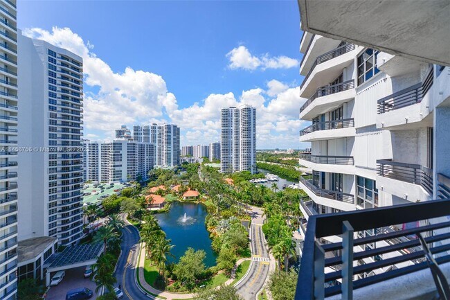 Foto del edificio - 19195 Mystic Pointe Dr