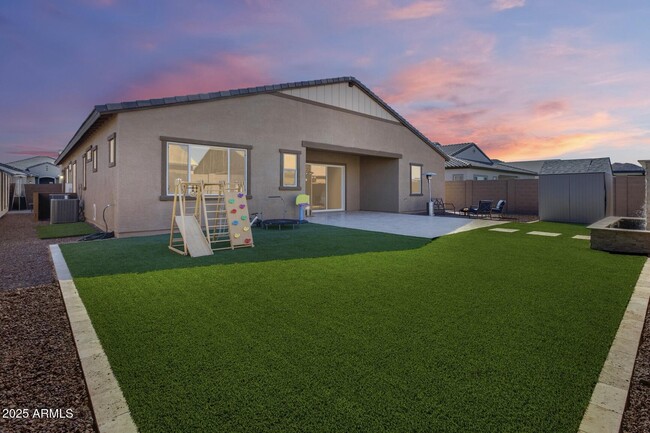 Foto del edificio - 7694 W Desert Spoon Dr