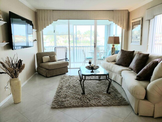Foto del edificio - 3100 S Ocean Blvd