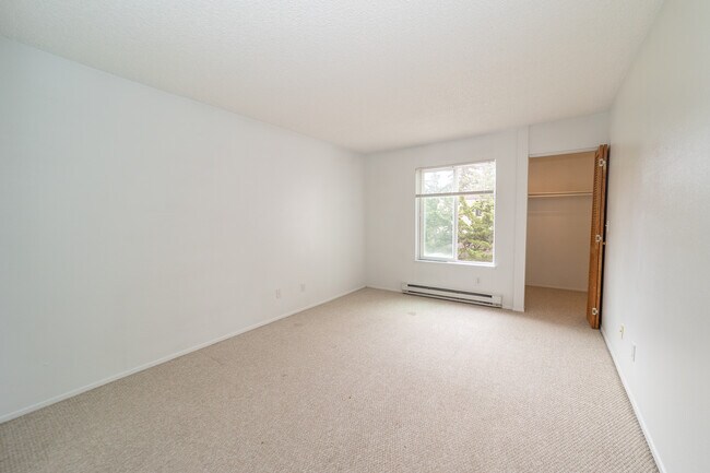 Foto del edificio - 14600 NE 32nd St