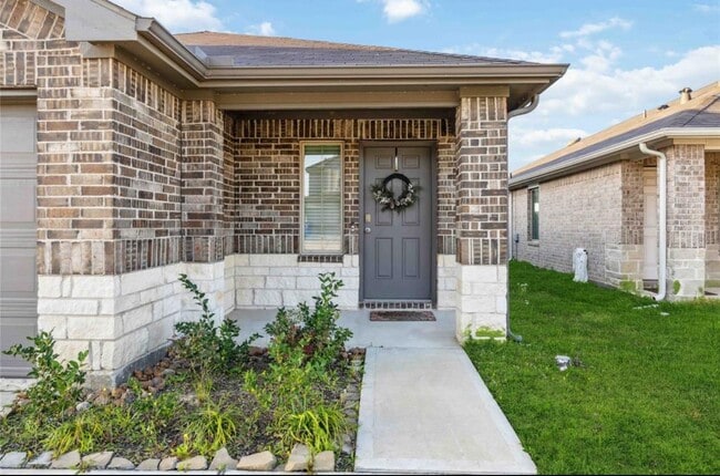 Foto del edificio - 16684 Lonely Pines Dr