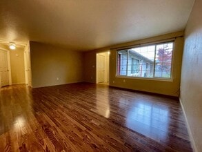 Building Photo - 277 E First Ave