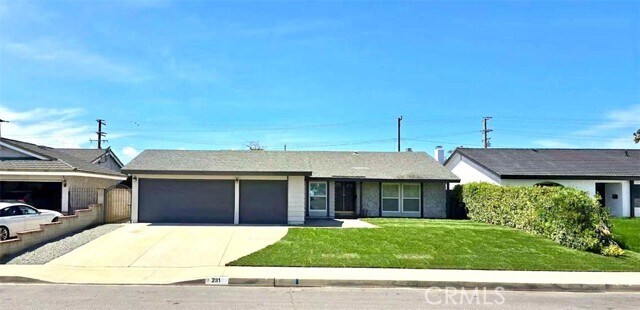 Primary Photo - 231 Aborla Ln