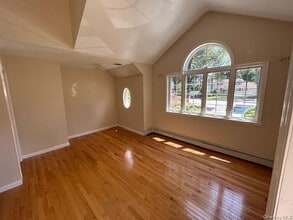 Building Photo - 4 Orton Dr