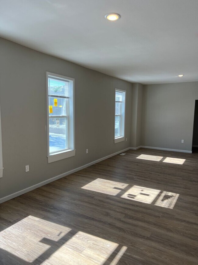 Building Photo - 1211/1213 College Ave.