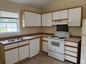 Building Photo - 713 E Joyner St