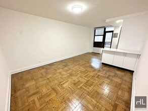 Building Photo - EAST 35 STREET