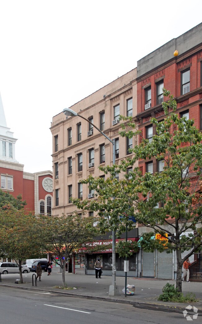 Building Photo - 352-354 Lenox Ave