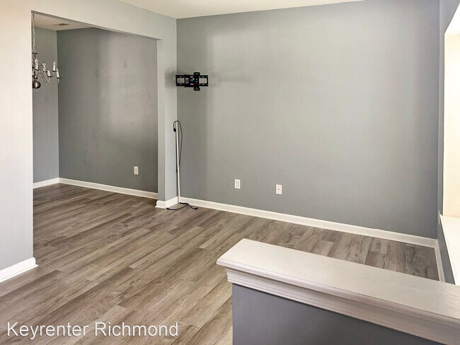 Building Photo - 3 br, 2.5 bath House - 3947 Beethoven Court