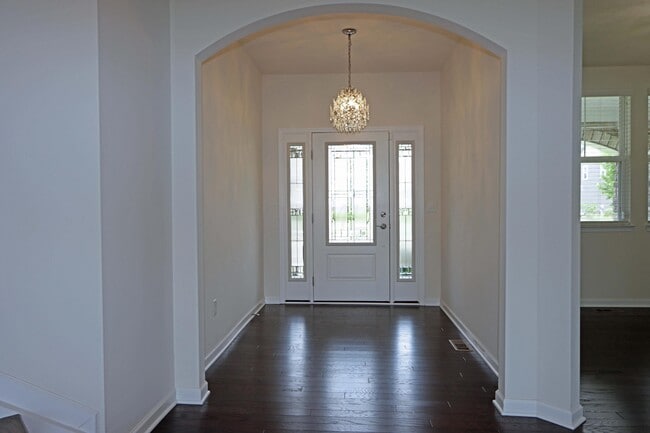 Building Photo - 5156 Tarlton Boulevard