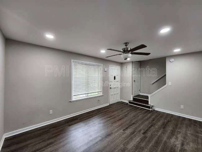 Building Photo - 141 Peyton Pl SW