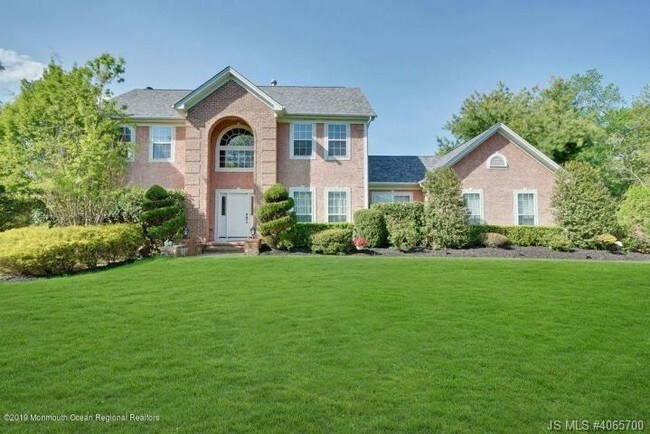 Building Photo - 1576 Greenleaf Ct