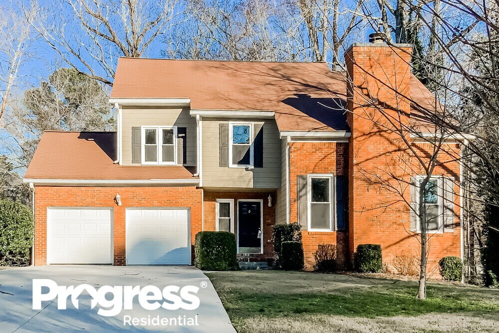 Primary Photo - 800 Pinebrook Ct