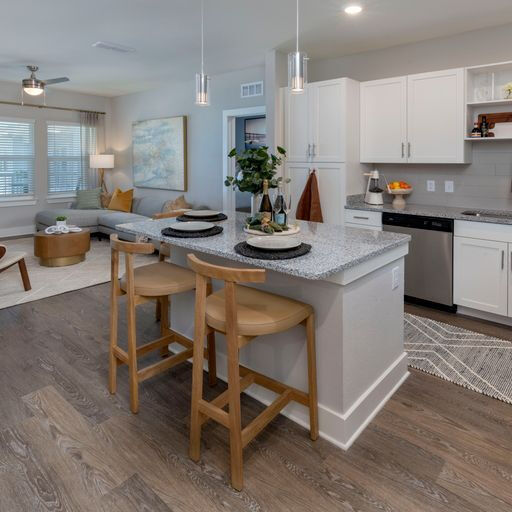Sentosa Riverview Apartments in Riverview, FL