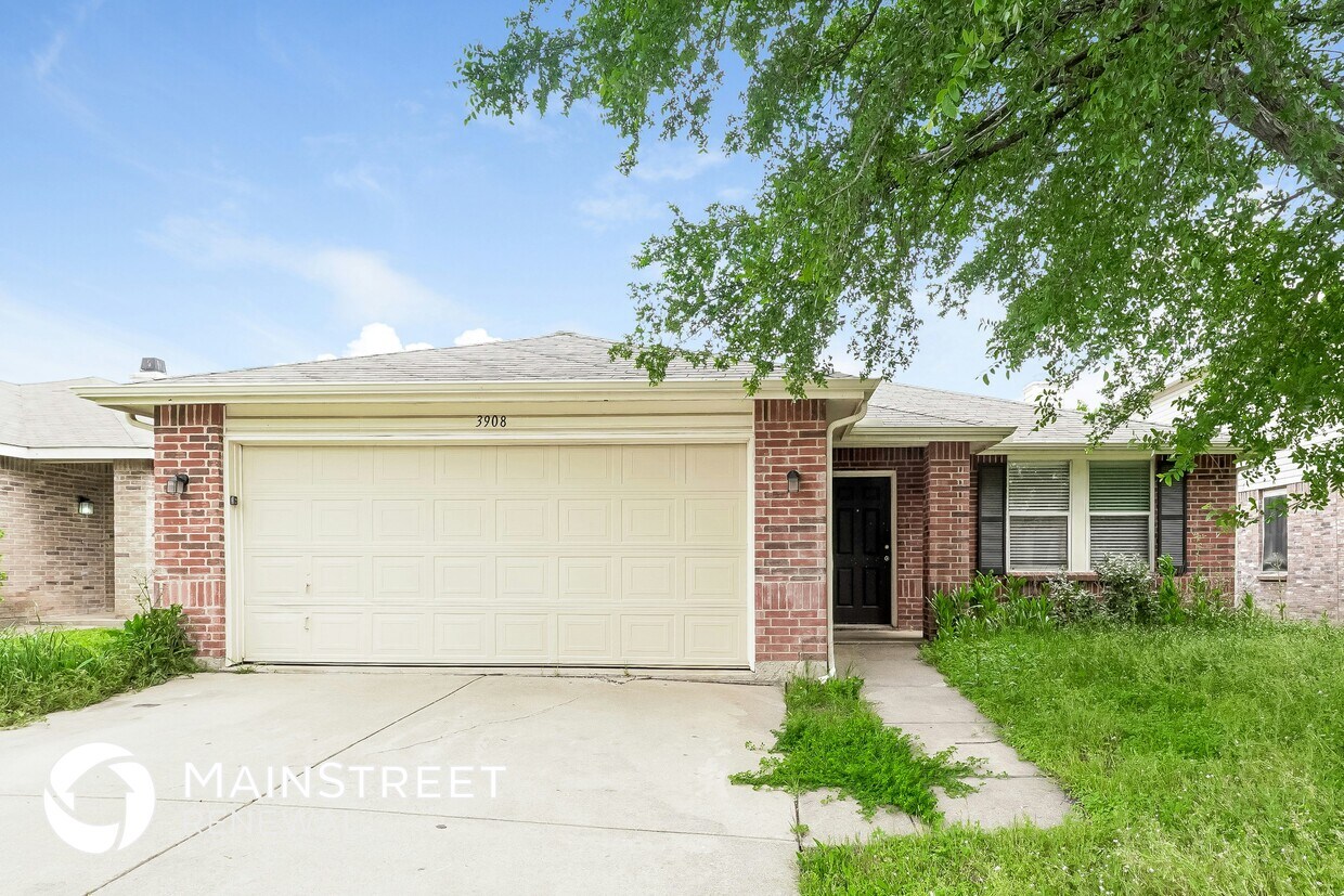 Foto principal - 3908 Foxhound Ln