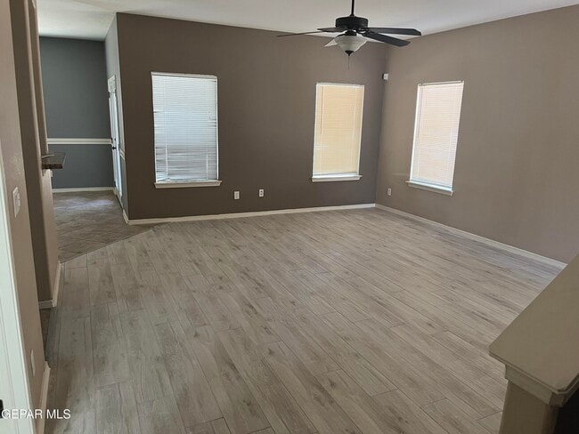 Building Photo - 12331 Sombra Grande Dr