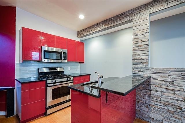 Foto del edificio - 14 65th St