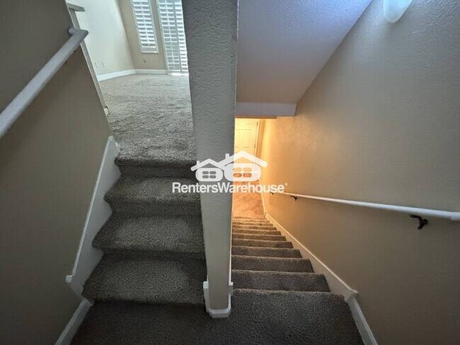 Building Photo - Stunning 1-BD/ 1-BA home in great location!