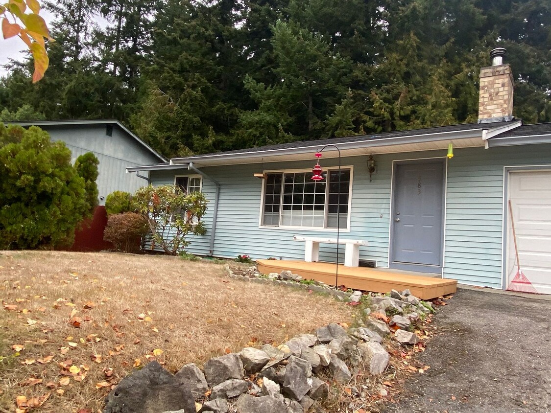 Foto principal - 2-Bedroom Rambler in Central Kitsap